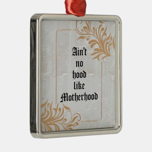 母性のようなフードは無い メタルオーナメント (右)