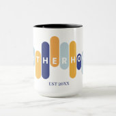 母性タイポグラフィ初めて母 マグカップ (中央)