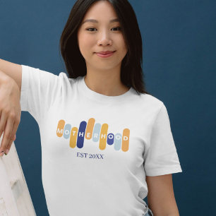 母性タイポグラフィ初めて母 Tシャツ