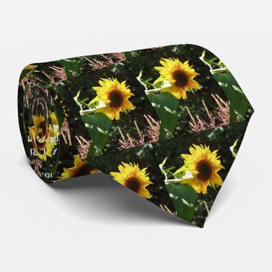 母性的なヒマワリ ネクタイ (ロール)