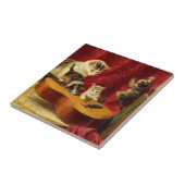 母猫と子猫遊のギター タイル (側面)