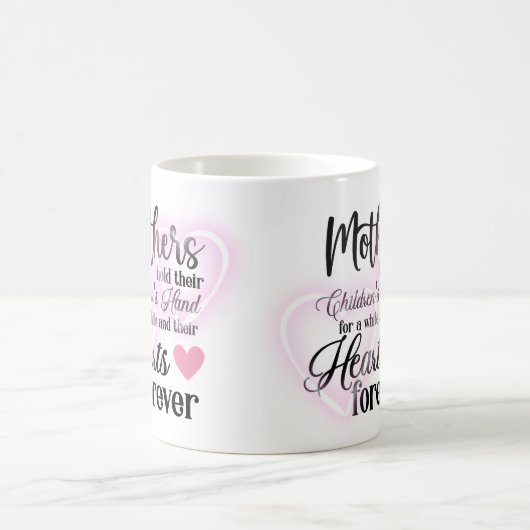 母親が子どものハートを永遠に抱く コーヒーマグカップ (中央)