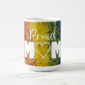 母誇りを持ったゲイプライドレインボーフローラ国旗のマグカップ コーヒーマグカップ (中央)