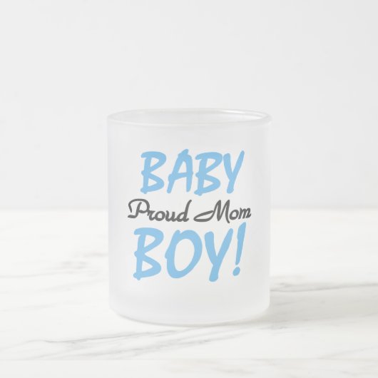 母誇りを持った男の赤ちゃんTシャツとギフト フロストグラスマグカップ (中央)