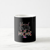 母賛美と呼ばれるミームの花 コーヒーマグカップ (中央)