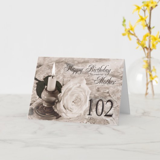 母、102のためのバースデー・カード。 蝋燭は上がり、 カード (黄色い花)