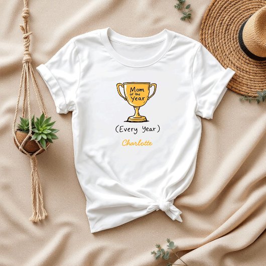 毎年の母 | 母おもしろいの日 Tシャツ