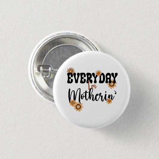 毎日お母さん 缶バッジ (正面&裏面)