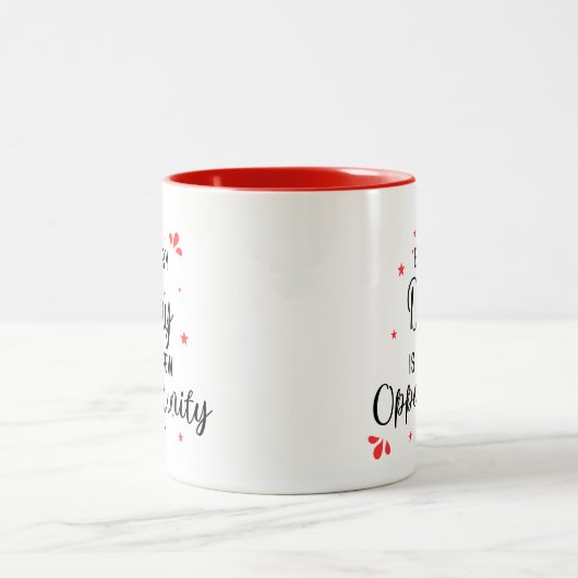 「毎日が新しい機会やる気を起こさせる」 ツートーンマグカップ (中央)