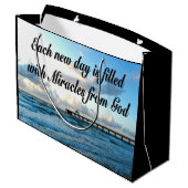 毎日が神の奇跡だ ラージペーパーバッグ (裏面アングル)