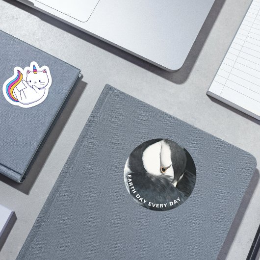 毎日の地球の日パフィン写真の角 ラウンドシール