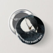 毎日の地球の日パフィン写真の角 缶バッジ (正面&裏面)