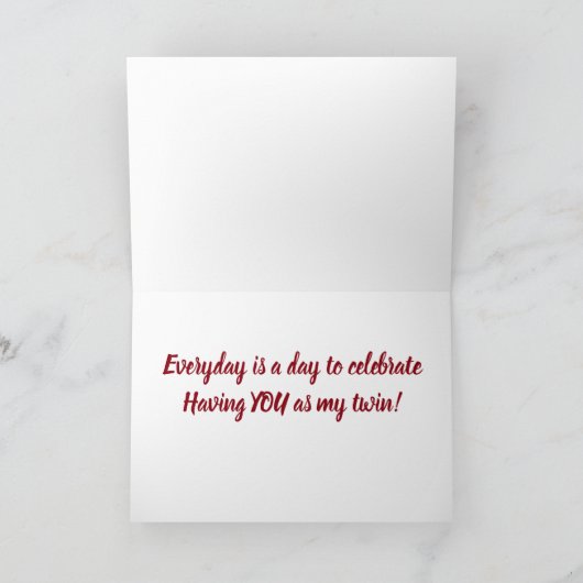 毎日は特別な誕生日私の双子**姉妹** カード (内部)