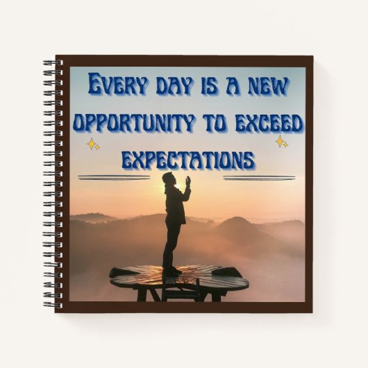 毎日を超える： ノートブック (正面)