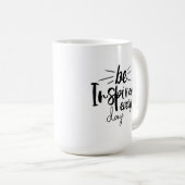 毎日インスパイアである コーヒーマグカップ (正面右)