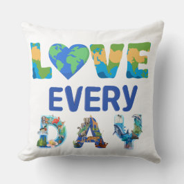 毎日マッチする愛の大地 クッション
