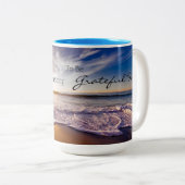 毎日感謝すべき何かが隠れている 名言 ツートーンマグカップ (正面右)