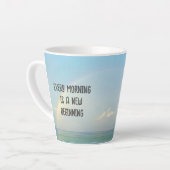 毎朝 カフェラテマグ (左アングル)