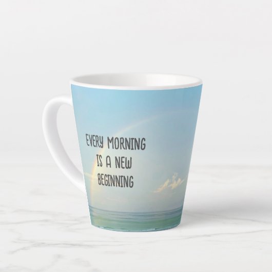 毎朝 カフェラテマグ (左アングル)