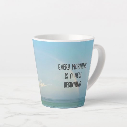 毎朝 カフェラテマグ (右アングル)