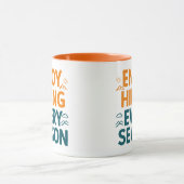 毎楽しむシーズン登山 マグカップ (中央)