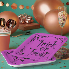 毒紫色のトリックまたは治療 ペーパープレート