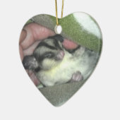 毛布に眠る砂糖滑空機 セラミックオーナメント (左)