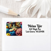 毛布の下で寝るかわいい子パーソナライズされた猫 ラベル (インサイチュ)