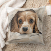 毛布の下の可愛いコッカースパニエル犬子犬 クッション (ブランケット)
