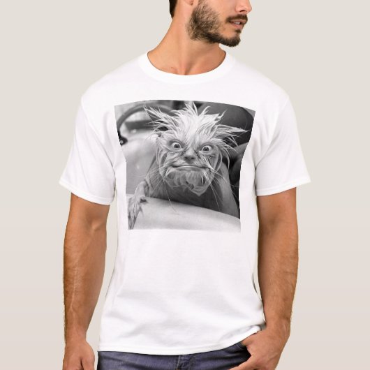 毛深い生き物 Tシャツ (正面)