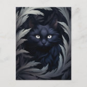 毛深い黒猫がの間葉に ポストカード (正面)