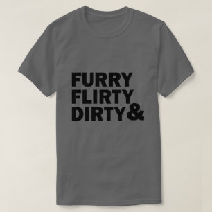 毛皮で覆われた気のあるそぶりをした及び汚れた Tシャツ