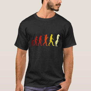 毛皮で覆われた進化 Tシャツ