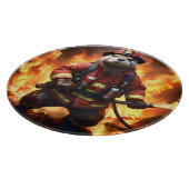 **「毛皮と炎：オッター・ファイアマンの背焼き カッティングボード (角)