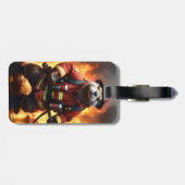 **「毛皮と炎:オッター・ファイアマンの背焼き ラゲッジタグ (裏面横)