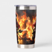 **「毛皮と炎：オッター・ファイアマンの背焼き 保温保冷タンブラー (右面)