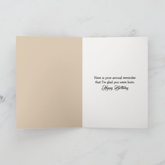 毛皮の枕に可愛い誕生日の子犬 カード (内部)