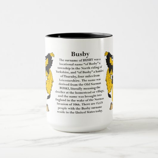 毛皮製高帽家族の紋章付き外衣 マグカップ (中央)