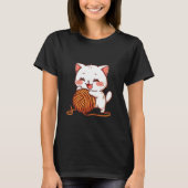 毛糸のボールで遊ぶかわいい白猫 Tシャツ (正面)