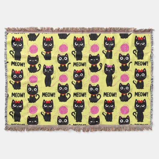 毛糸玉と戯れる黒猫の模様 スローブランケット (正面)