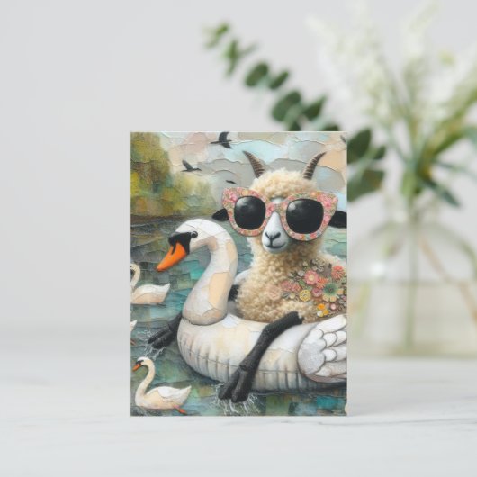 毛織の羊が白鳥と一緒に湖に浮かんでいる|過去記事 ポストカード (スタンド正面)