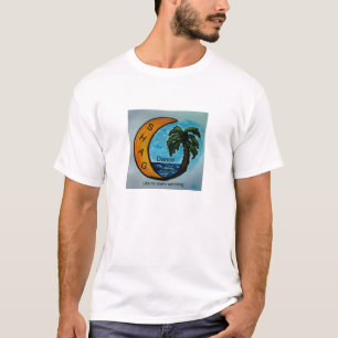 毛羽織りは誰も監視を好みます! Tシャツ