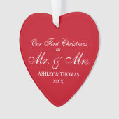 氏および夫人赤いハートとして私達の初めてのクリスマス オーナメント (正面)