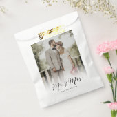 氏およびScript Calligraphy Chic Photo夫人の結婚式 フェイバーバッグ (封をした状態)