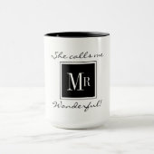 氏シックなコーヒーMUG_ " WONDERFUL" BLACK/WHITE マグカップ (中央)