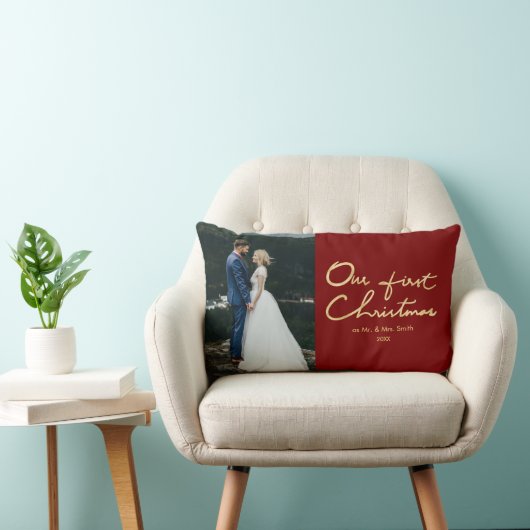 氏及び夫人|Newlywedの写真として私達の初めてのクリスマス ランバークッション (椅子)