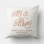 氏及びFaux Copper |夫人の名前をカスタムする及び結婚式の日付 クッション (正面)