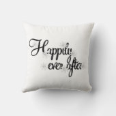 氏及びMrs.WeddingのシャワーのギフトのMoJoの枕 クッション (裏面)