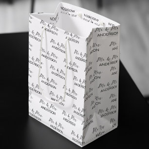 氏結婚名夫妻の贈りパーソナライズされた物 ミディアムペーパーバッグ