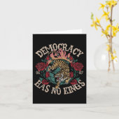 民主主義に王8647虎はない カード (黄色い花)